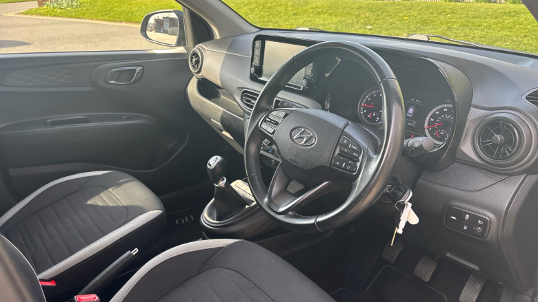 Hyundai i10 1.0 MPi SE Connect 5dr Petrol Hatchback